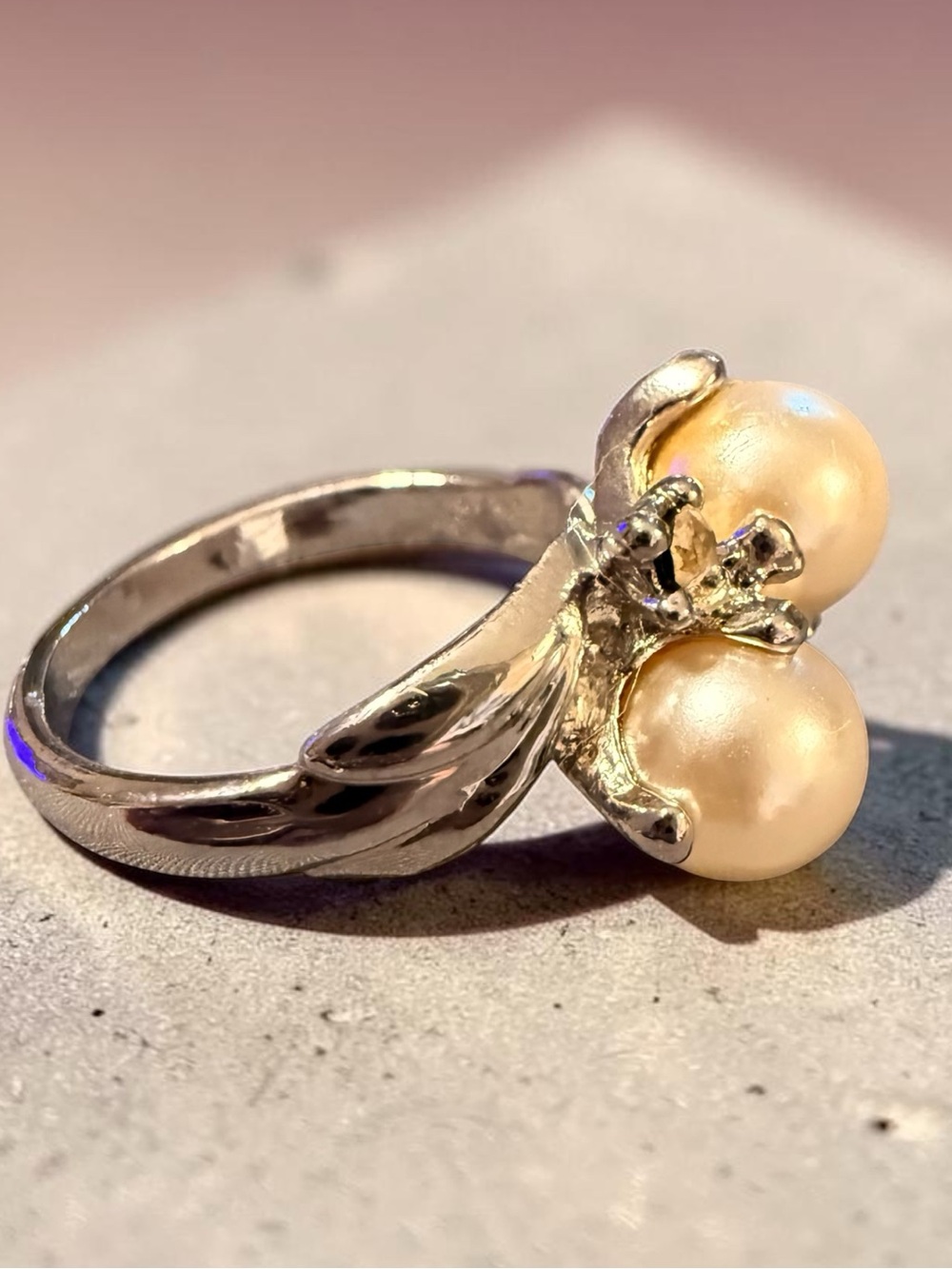 ✨ Vintage Pearl Statement Cocktail Ring ✨ New Old Stock Size 7
